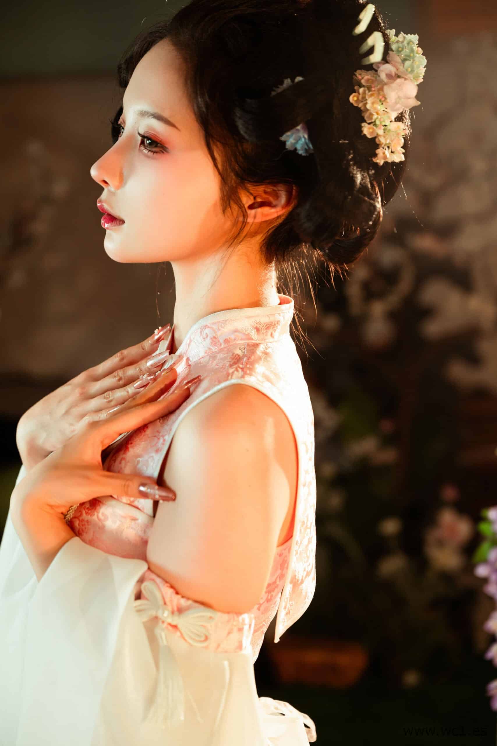蠢沫沫《蔻·少女后庭》